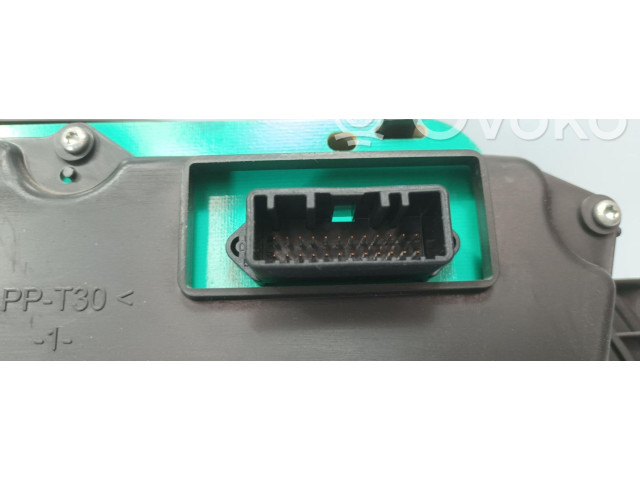 Přístrojová deska Renault Sandero I 2012 P248104802R