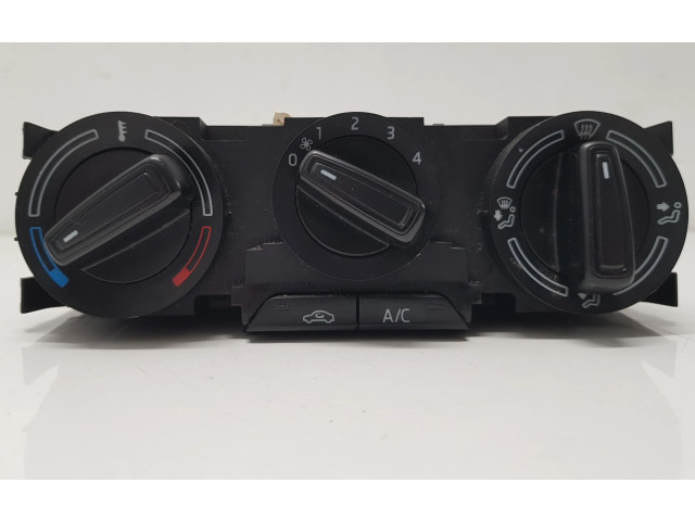Блок управления климат-контролем 6V0820045A Skoda Fabia Mk3 (NJ)