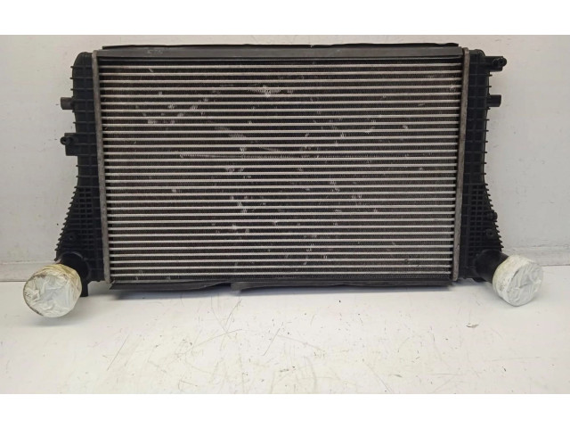 Интеркулер  1K0145803E   Volkswagen Golf Plus 