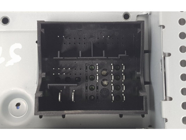 Дисплей    2K7035130, 2K7035130   Volkswagen Caddy