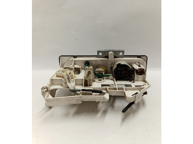 Řídící jednotka EM, FALTA Mitsubishi Pajero 1999