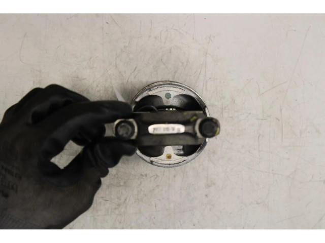 Поршень с шатуном Alfa Romeo Giulietta 1.4