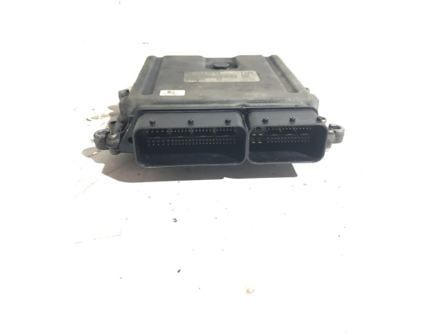 Блок управления двигателя 30771550ab, 1039S13902 Volvo V70