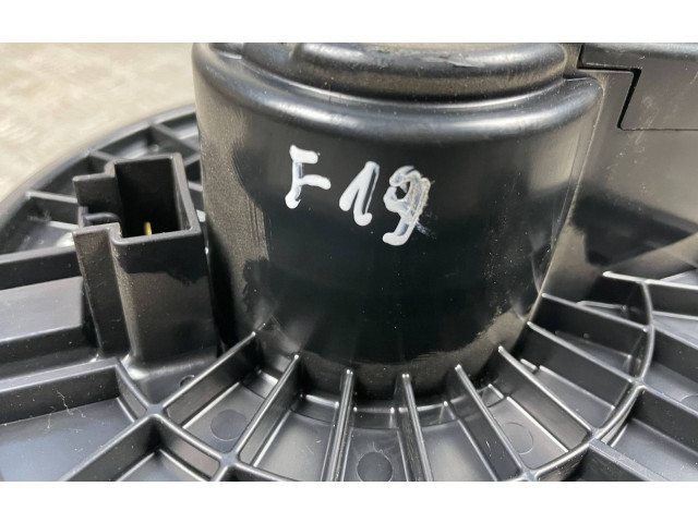 Вентилятор печки       Subaru Forester SK