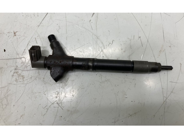 Vstřikovač 236700R090, 23670-0R090 Toyota RAV 4 (XA40) 2AD-FHV