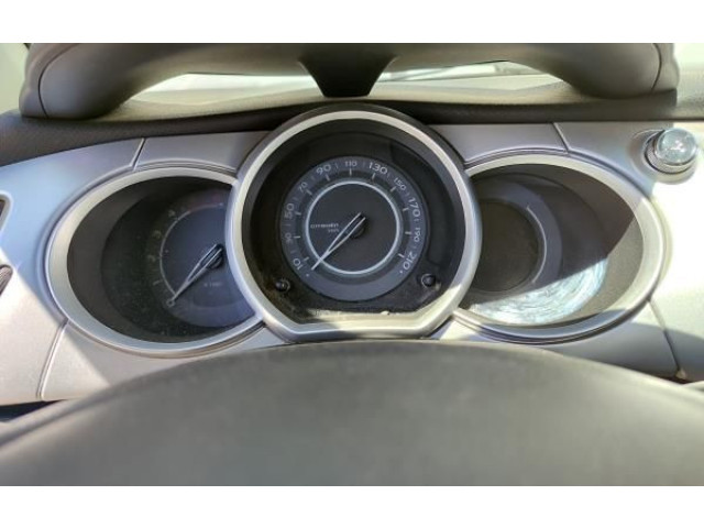 Панель приборов    Citroen C3       