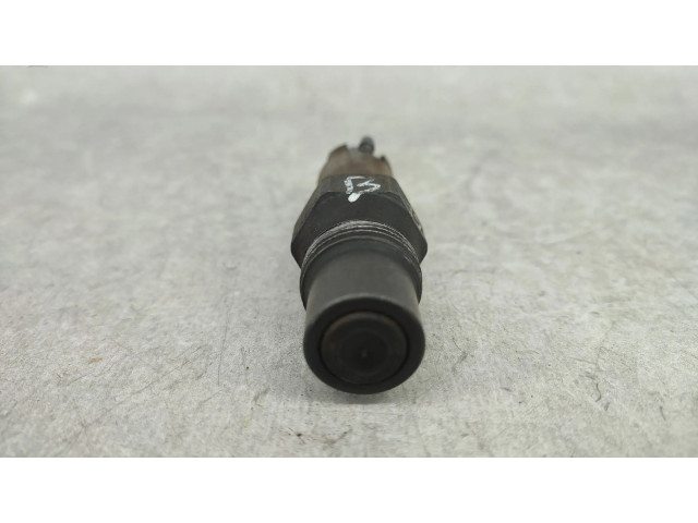 Vstřikovač LCR6705402D   Peugeot 504   1.8  