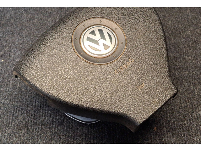 Подушка безопасности водителя 2K0880201F   Volkswagen Caddy