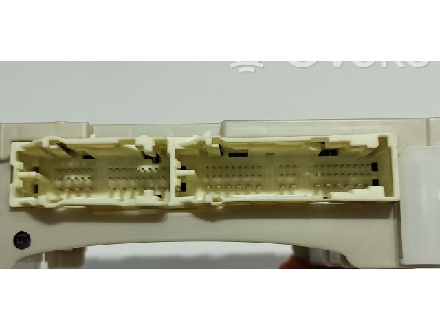 Pojistková skříňka Řídící jednotka BSM 8273052K40, 82730-52K40   Toyota Yaris 2015