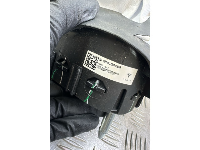 Volant Tesla Model 3 2020 150834700B  