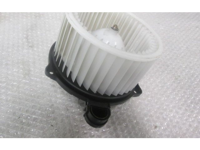 Вентилятор печки    00S3B2474   KIA Ceed