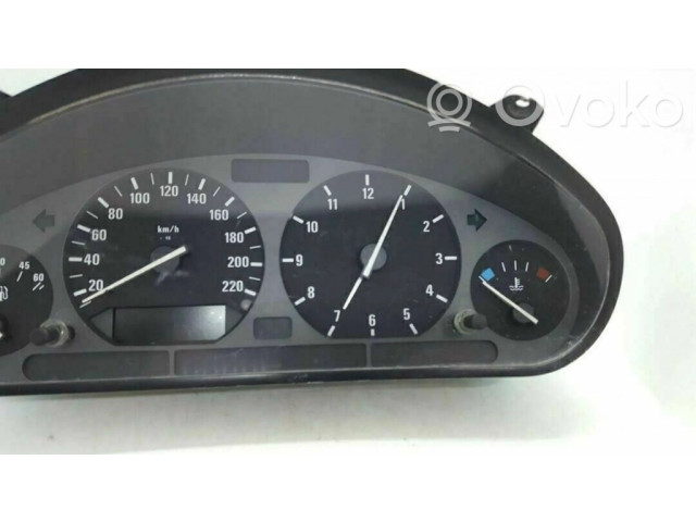 Přístrojová deska BMW 3 E36 1991 88311220