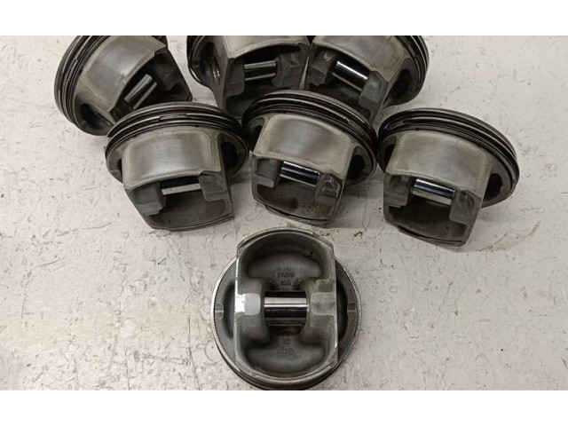  Поршень    Audi A6 S6 C6 4F  