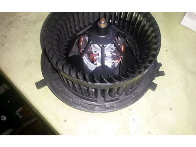 Вентилятор печки 5Q1819021A, 5Q1819021A Skoda Octavia Mk2 (1Z)