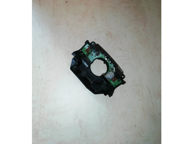 Ручка стеклоочистителей 8666597   Volvo S80