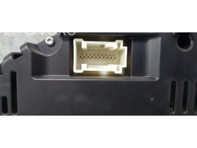 Přístrojová deska Mercedes-Benz A W176 2012 1769008500, 0263700129