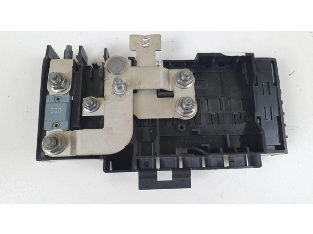 Узел подключения плюсовых проводов