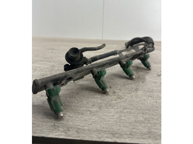 Комплект форсунок 201045j Mitsubishi Grandis 4G69