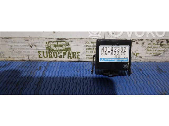 Блок предохранителей MD142382 Mitsubishi Montero