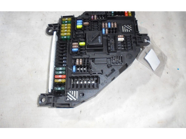 Блок предохранителей 9210860 BMW X3 F25