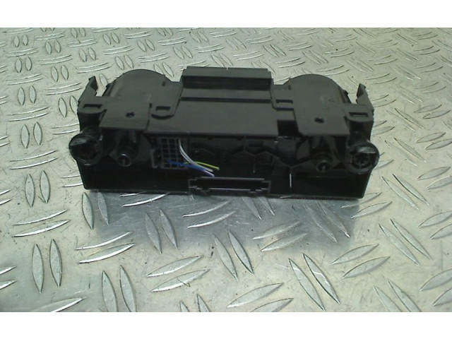 Блок управления климат-контролем 6V0820045, 6V0820045   Skoda Fabia Mk3 (NJ)