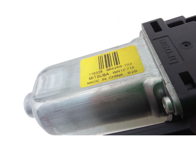 Передний двигатель механизма для подъема окон