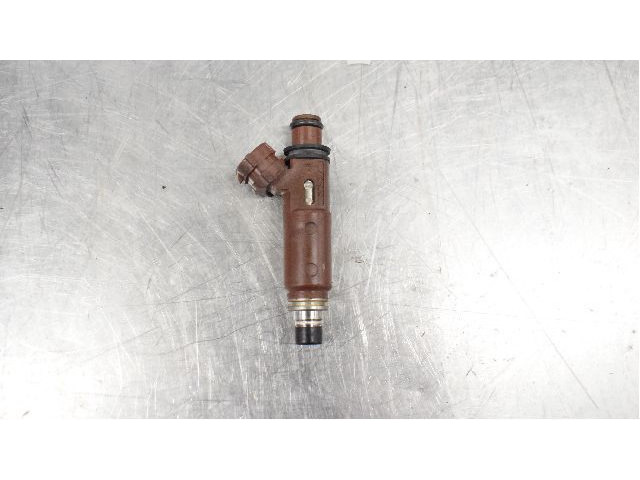 Vstřikovač 15710-54G00 Suzuki Liana M16A