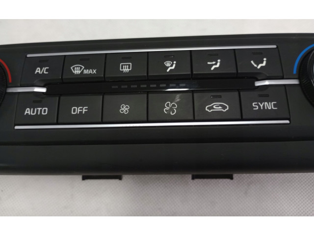 Блок управления климат-контролем 97250J7202 KIA Ceed