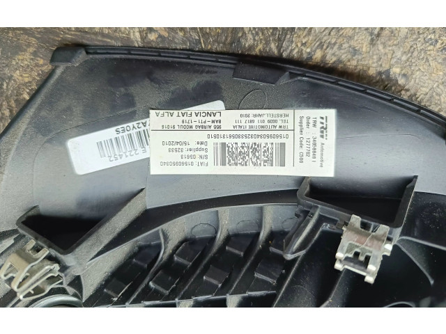 Подушка безопасности для колен 01560950340, 34056656C Alfa Romeo Mito