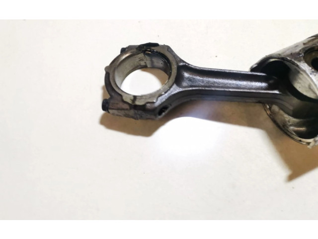 Поршень с шатуном Renault Scenic I