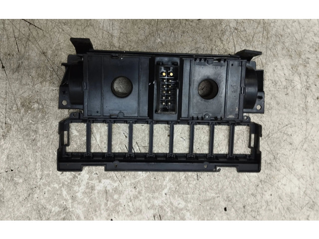 Блок управления климат-контролем    Mercedes-Benz E W124