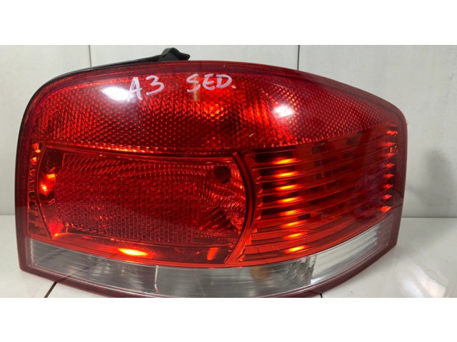 Задний фонарь правый 8P0945096A Audi A3 S3 8L 1996-2003 года