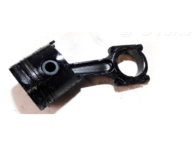 Píst 262 Hyundai Lantra II pro naftový motor 1.9