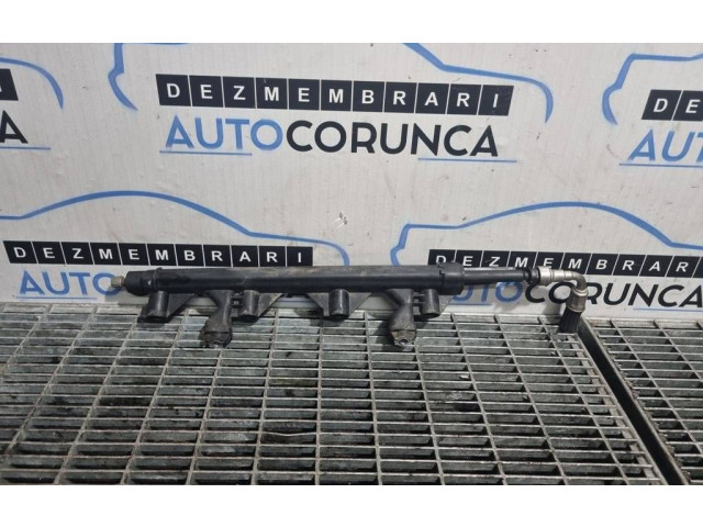 Топливная рампа 003112379, 7575646 Mini Cooper Countryman R60 для двигателя N16B16A