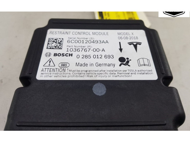 Блок подушек безопасности 103676700A, 103676700A Tesla Model X