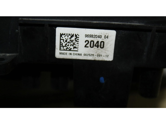 Pojistková skříňka Chevrolet Cruze 2009