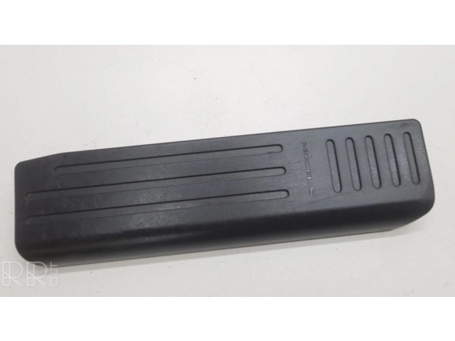 Другая деталь салона