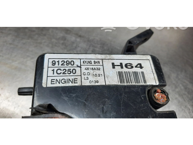Блок предохранителей     Hyundai Getz    