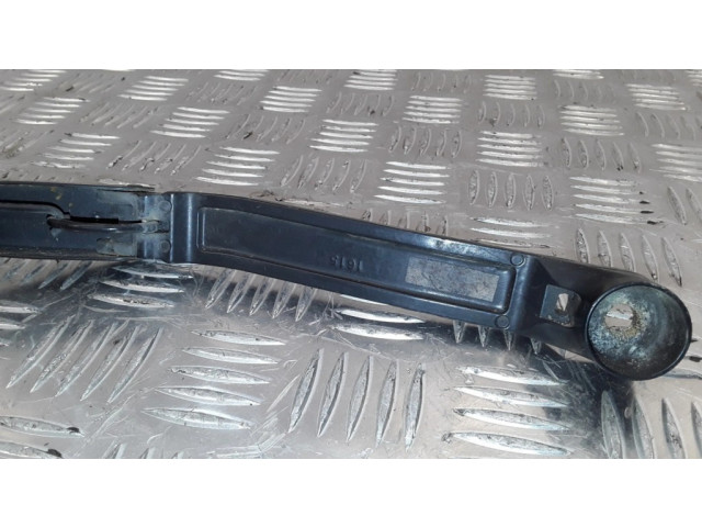 Ножка стеклоочистителей лобового стекла