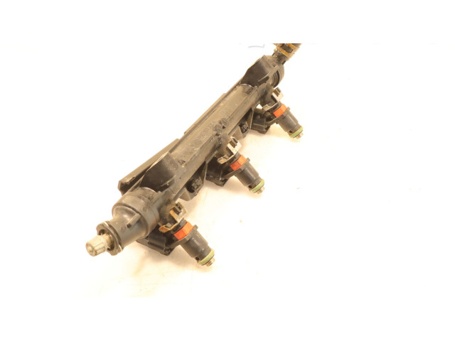 Vstřikovací lišta    Seat Ibiza IV (6J,6P)    CGPA 