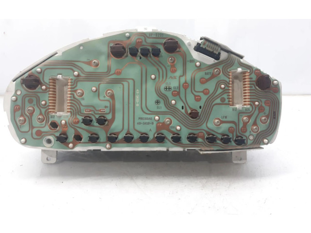 Панель приборов MR381001 Mitsubishi Carisma