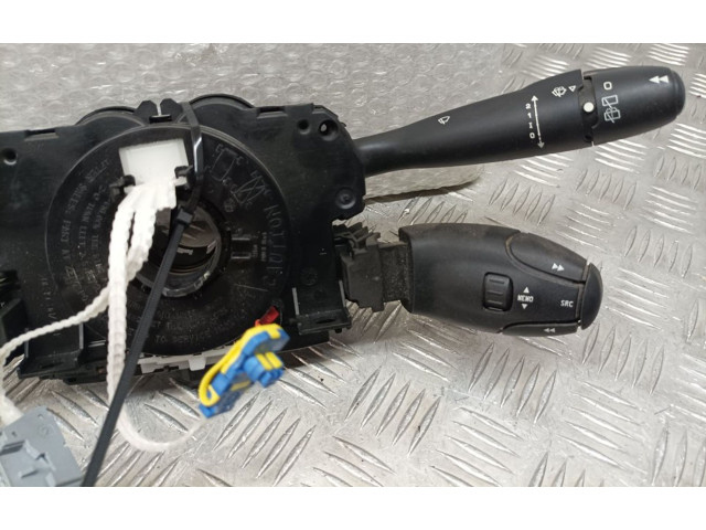 Ручка стеклоочистителей 98062240XT   Peugeot Partner