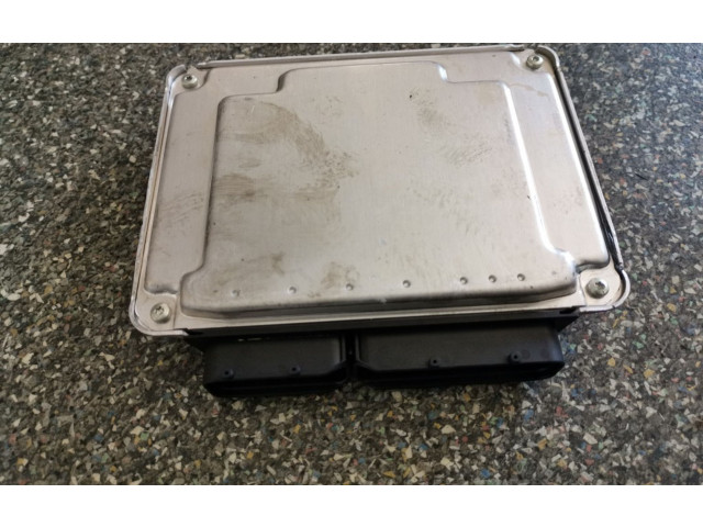 Řídící jednotka 038906019GQ, 0281010941 Audi A6 S6 C5 4B 2002