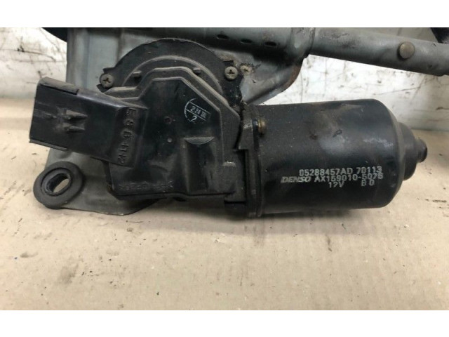 Моторчик заднего дворника 05288457AD, AX159010    Chrysler Neon II