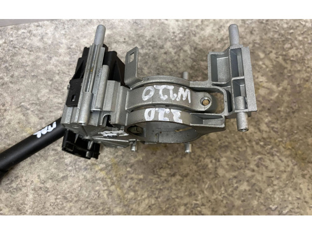 Ручка стеклоочистителей 2205450010, 01411000   Mercedes-Benz S W220