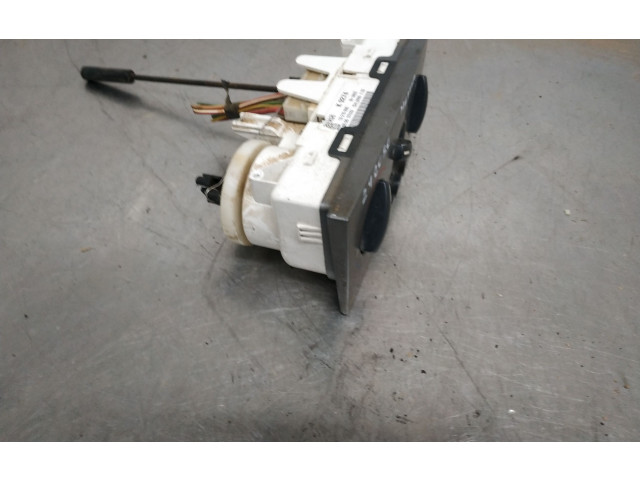 Блок управления климат-контролем 13215936 Opel Meriva A