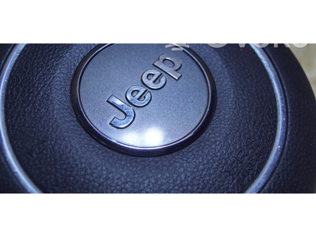 Подушка безопасности водителя    Jeep Compass