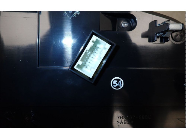 Панель приборов Citroen C3 Aircross