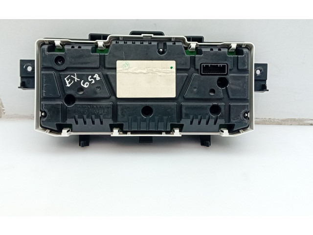 Панель приборов Renault Captur