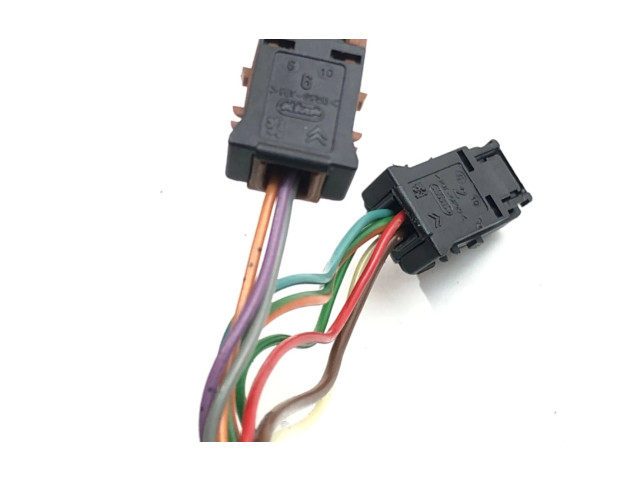 Зеркало электрическое        Peugeot 5008   -  года   